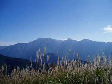 写真：観音峯展望台から弥山・八経ヶ岳・釈迦岳